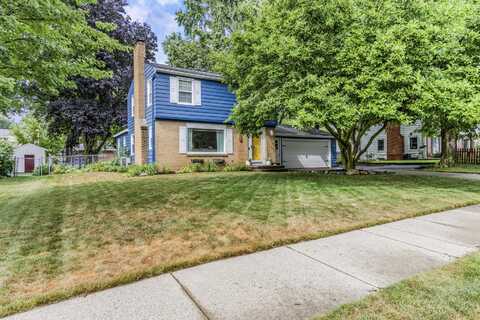 1747 Eastbrook Street SE, Grand Rapids, MI 49508