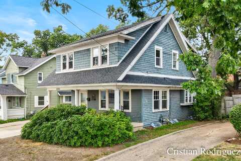 1325 Burton Street SE, Grand Rapids, MI 49507