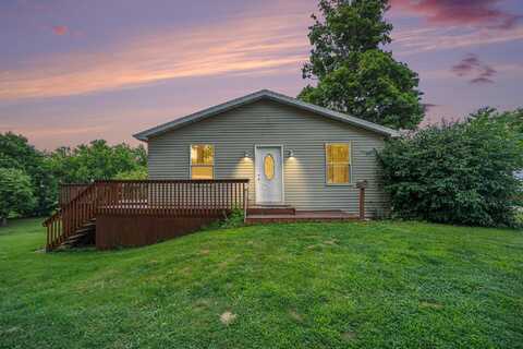 215 S Lincoln Avenue, Three Rivers, MI 49093