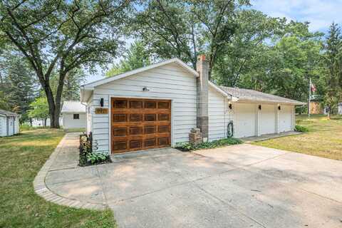 9971 Lake Drive, Bitely, MI 49309