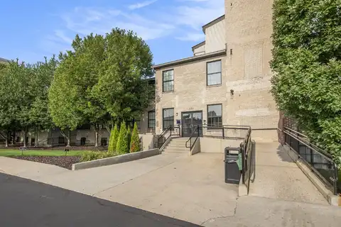 533 Columbia Avenue, Holland, MI 49423