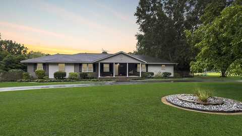 3023 Highway 284, Iva, SC 29655