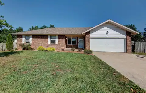 801 Daniel Lane, Willard, MO 65781