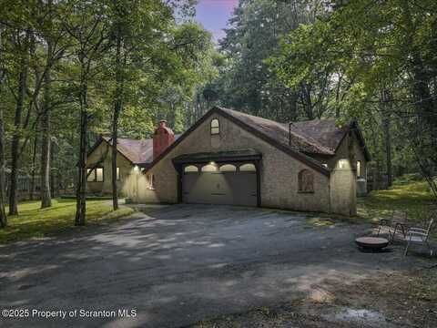 7 Norman Drive, East Stroudsburg, PA 18302