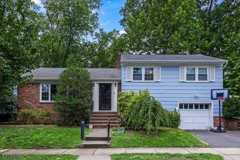 106 Greenwood Dr, Millburn, NJ 07041