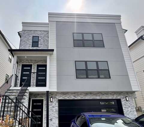 924 S Park Avenue, Elizabeth, NJ 07036