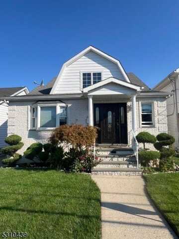 248 Burroughs Ter, Union, NJ 07083