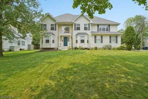 6 Galloway Ct, West Orange, NJ 07052