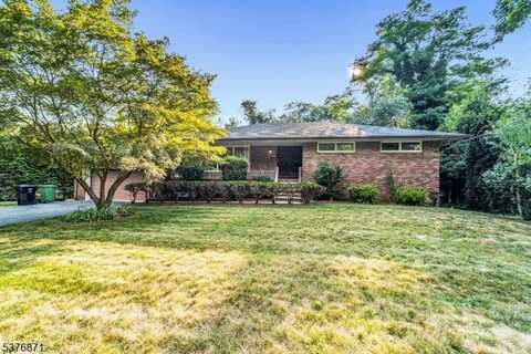 341 Paramus Rd, Paramus, NJ 07652