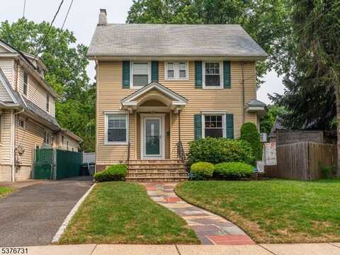 105 E Roselle Ave, Roselle Park, NJ 07204