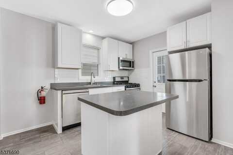 51 Madison St, Morristown, NJ 07960