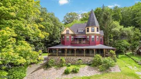 506 Windemere Ave, Mount Arlington, NJ 07856