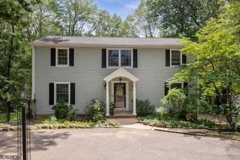540 Openaki Rd, Denville, NJ 07834