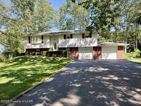17 Old North Road, Mountain Top, PA 18707