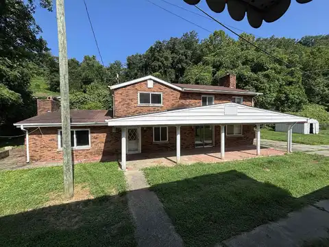 953 Walkers Branch Road, Huntington, WV 25404