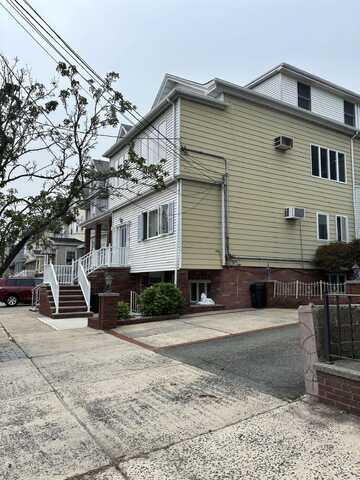 24 EAST 31ST ST, Bayonne, NJ 07002