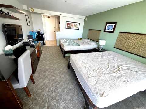 445 Seaside Avenue, Honolulu, HI 96815