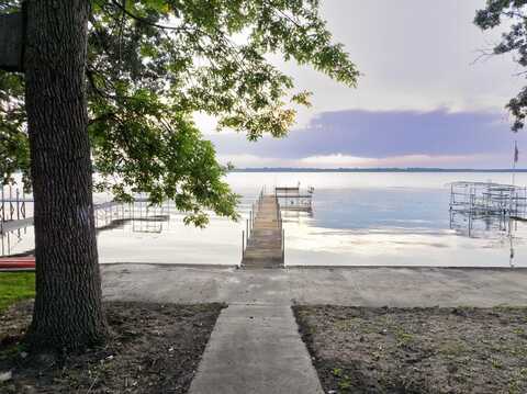 13525 253rd Avenue, Orleans, IA 51360