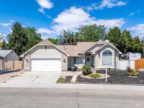 2082 Sandalwood, Meridian, ID 83646