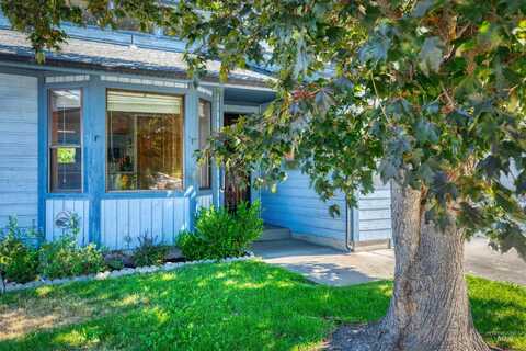 6886 W Cascade Drive, Boise, ID 83704