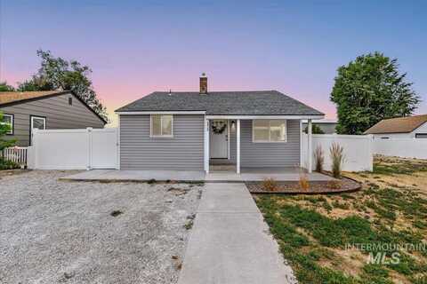 372 Madrin St, Twin Falls, ID 83301