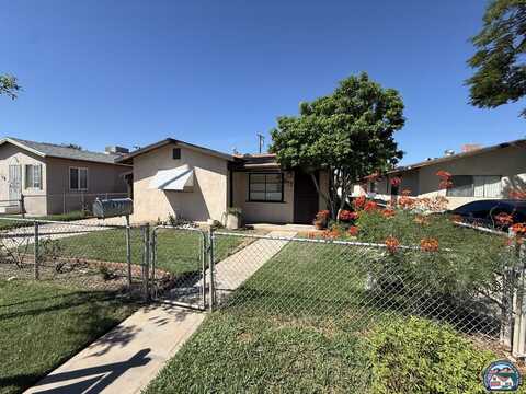 677 Stanley Pl, Brawley, CA 92227