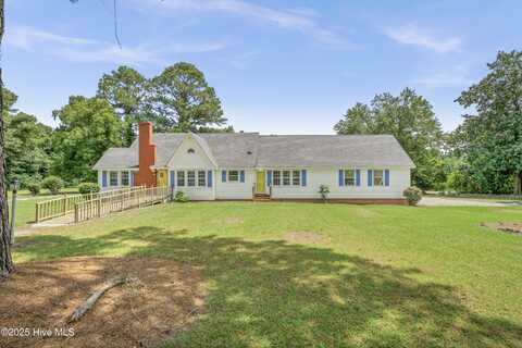 2411 S Nc 11 Highway, Rose Hill, NC 28458