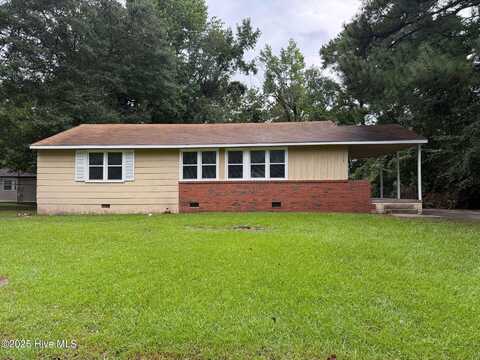 519 Nelson Drive, Jacksonville, NC 28540