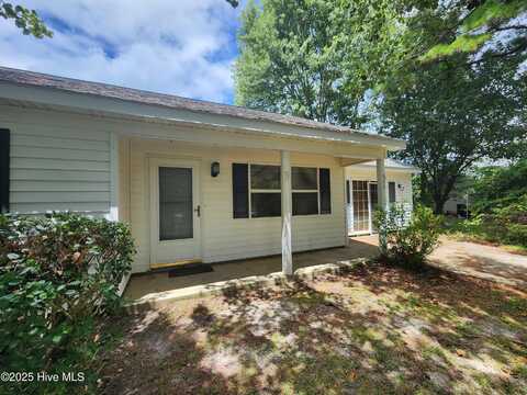 973 Sand Ridge Road, Hubert, NC 28539