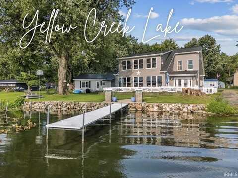 8688 S Valentine Road, Claypool, IN 46510