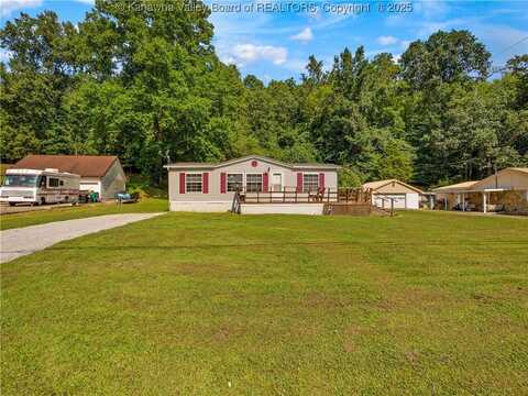 330 Bills Creek Road, Winfield, WV 25213