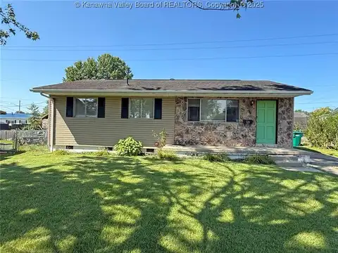 526 Meadow Circle, Hurricane, WV 25526