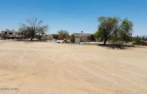 34065 71st St, Bouse, AZ 85325