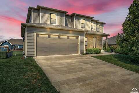 313 Stoneridge Court, Lawrence, KS 66049