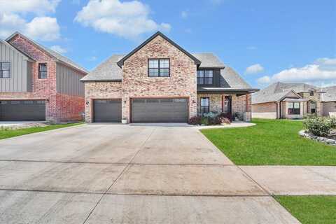 918 NE Oriole Dr, Lawton, OK 73507