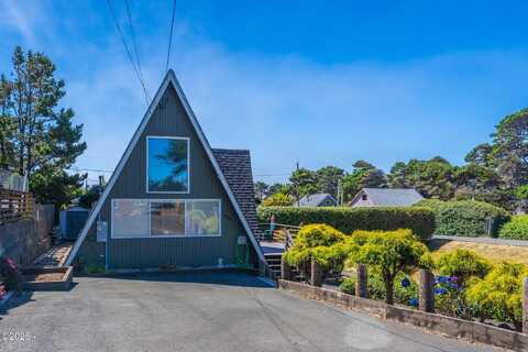 1420 NW 20th Street, Lincoln City, OR 97367