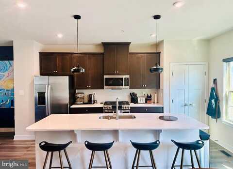 19824 PRESERVATION MEWS, MONTGOMERY VILLAGE, MD 20886