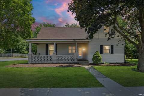301 S Grant Avenue, Fowler, IN 47944