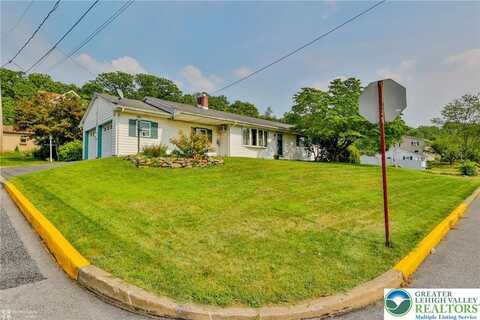 701 S Lincoln Avenue, Walnutport Boro, PA 18088