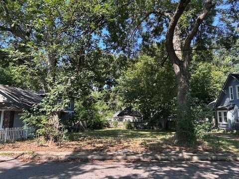985 BRUCE, Memphis, TN 38104