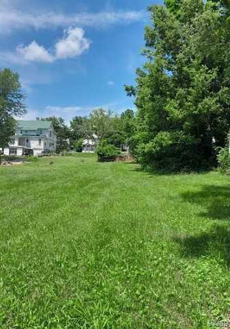 1222 Center Street, Hannibal, MO 63401