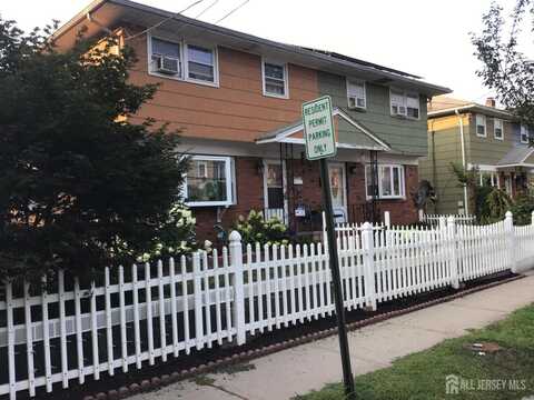 511 E 2nd Street, Bound Brook, NJ 08805