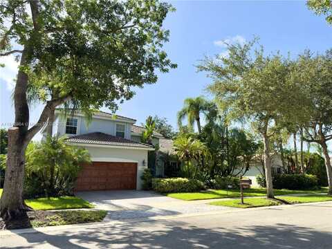 260 Montclaire Dr, Weston, FL 33326