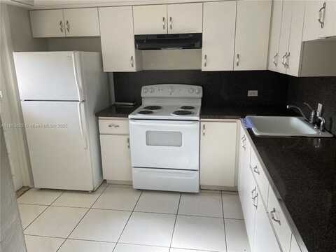 443 NE 195th St, Miami, FL 33179