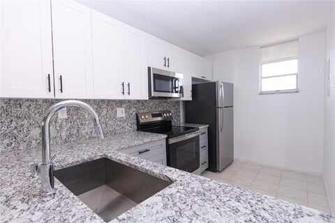 2903 N Miami Beach Blvd, North Miami Beach, FL 33160