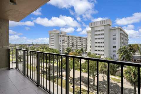 16751 NE 9th Ave, North Miami Beach, FL 33162