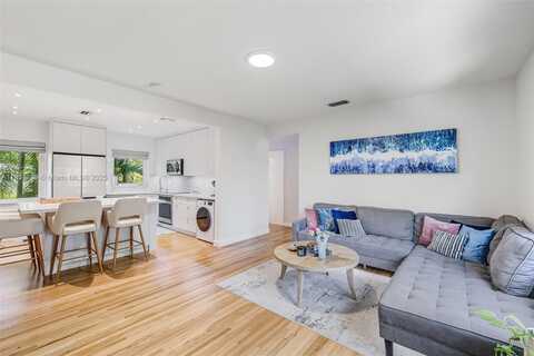 7635 SW 56th Ave, Miami, FL 33143