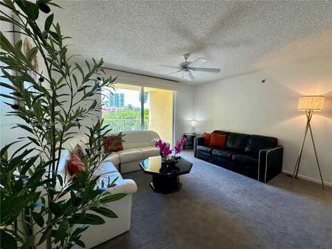 19701 E Country Club Dr, Aventura, FL 33180