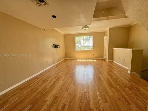 2801 NE 185th St, Aventura, FL 33180