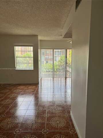 9380 W Flagler St, Miami, FL 33174